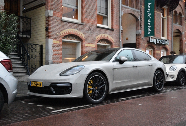 Porsche 971 Panamera Turbo S E-Hybrid