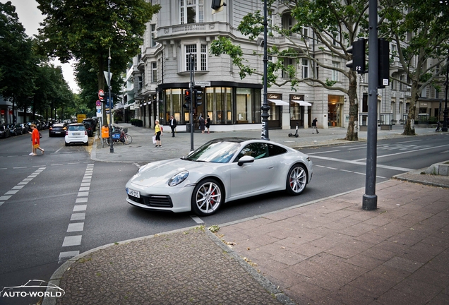 Porsche 992 Carrera S