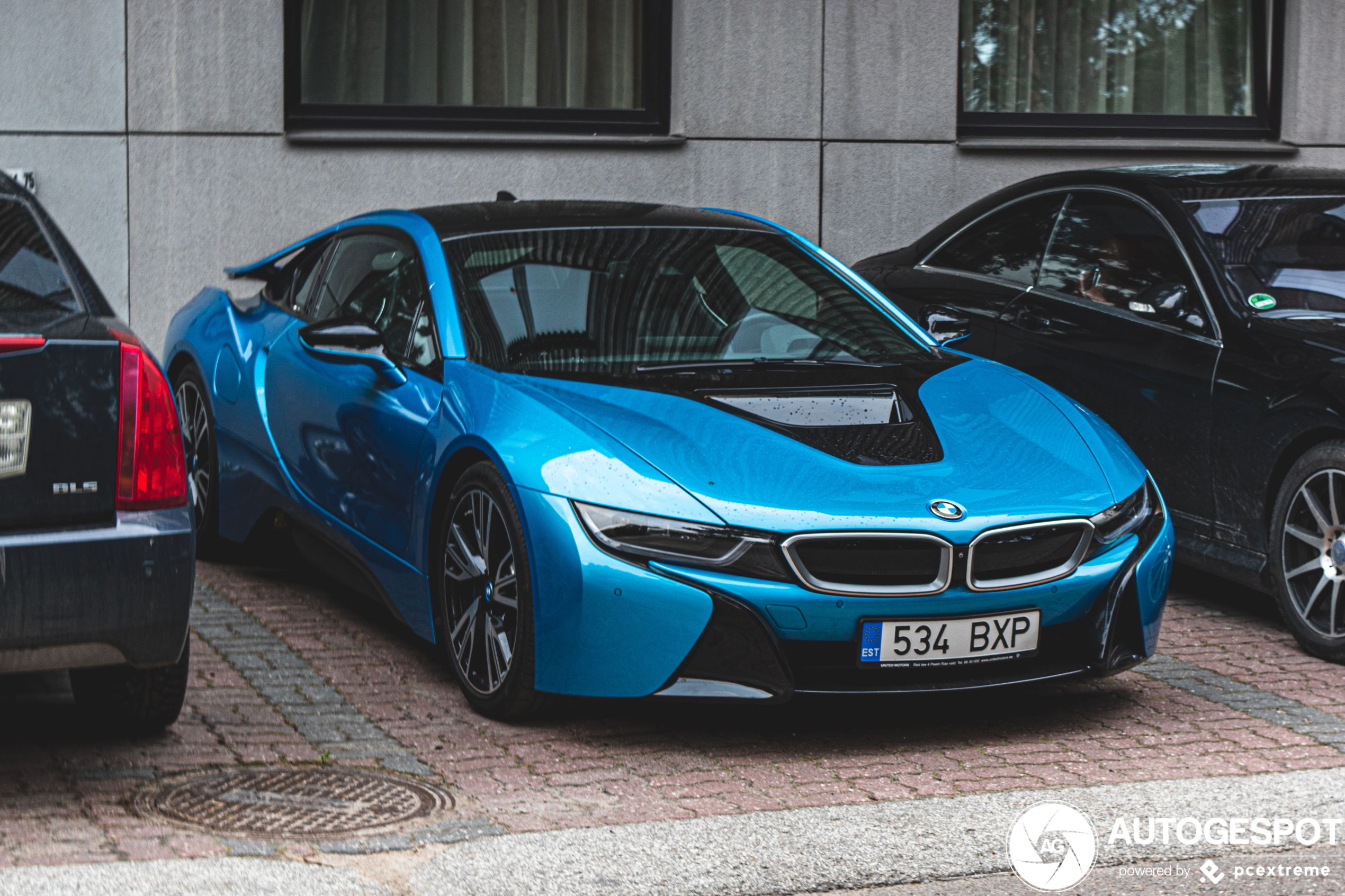 BMW i8