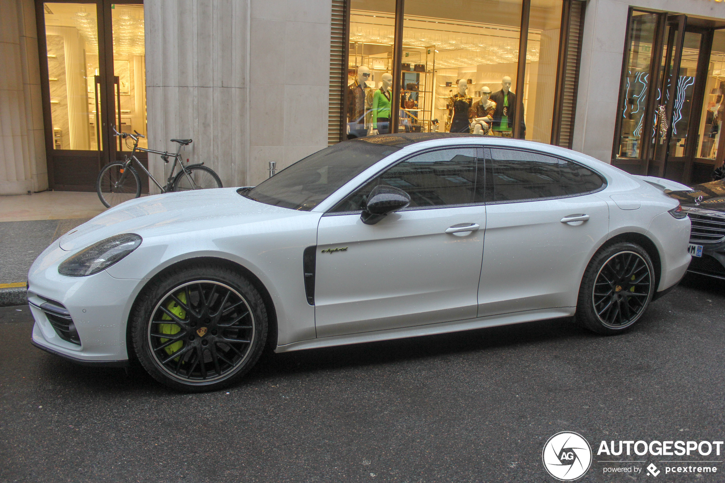 Porsche 971 Panamera Turbo S E-Hybrid