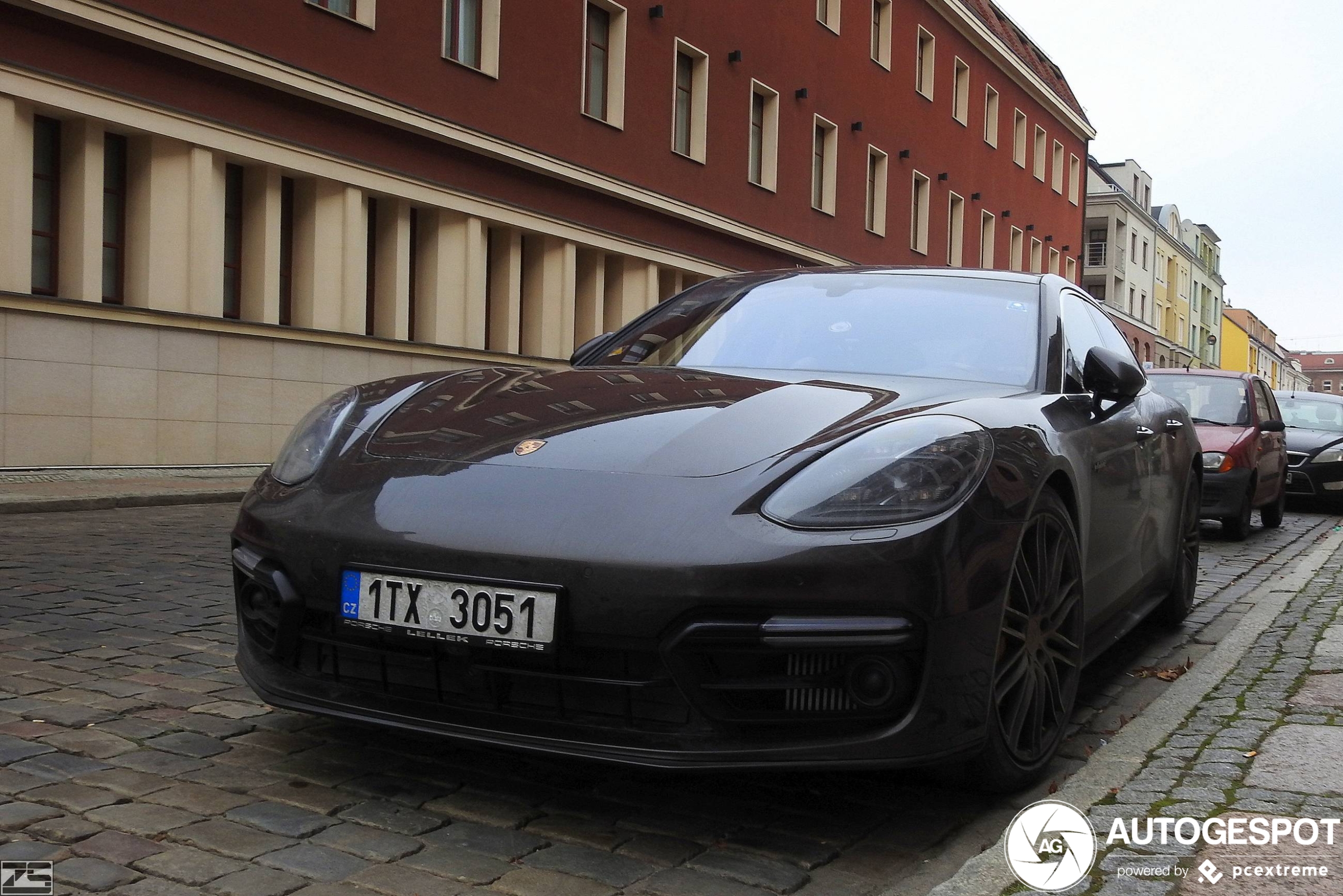 Porsche 971 Panamera Turbo S E-Hybrid Sport Turismo