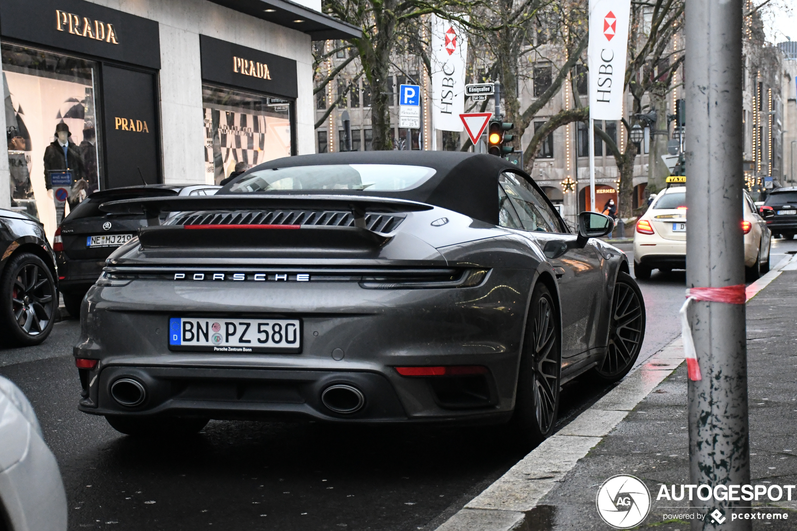 Porsche 992 Turbo Cabriolet