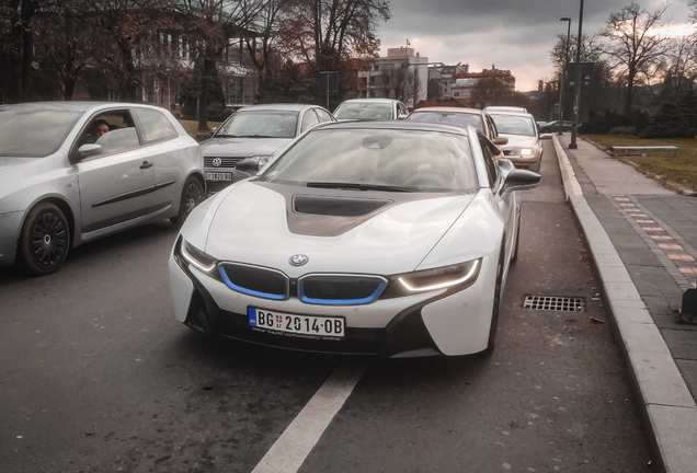 BMW i8