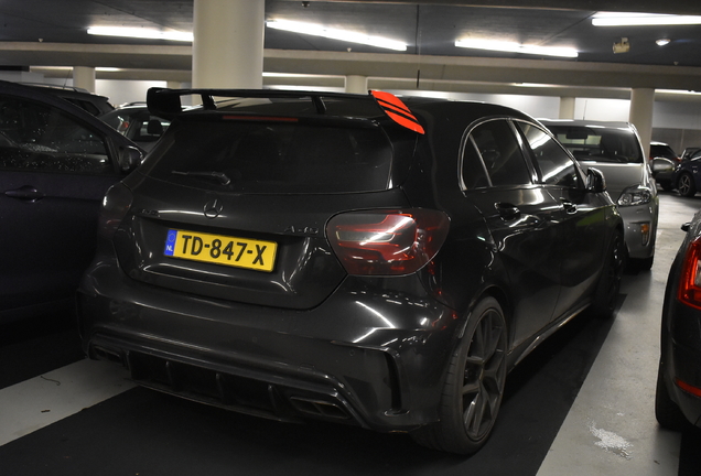 Mercedes-AMG A 45 W176 2015