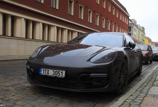 Porsche 971 Panamera Turbo S E-Hybrid Sport Turismo