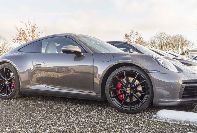 Porsche 992 Carrera S