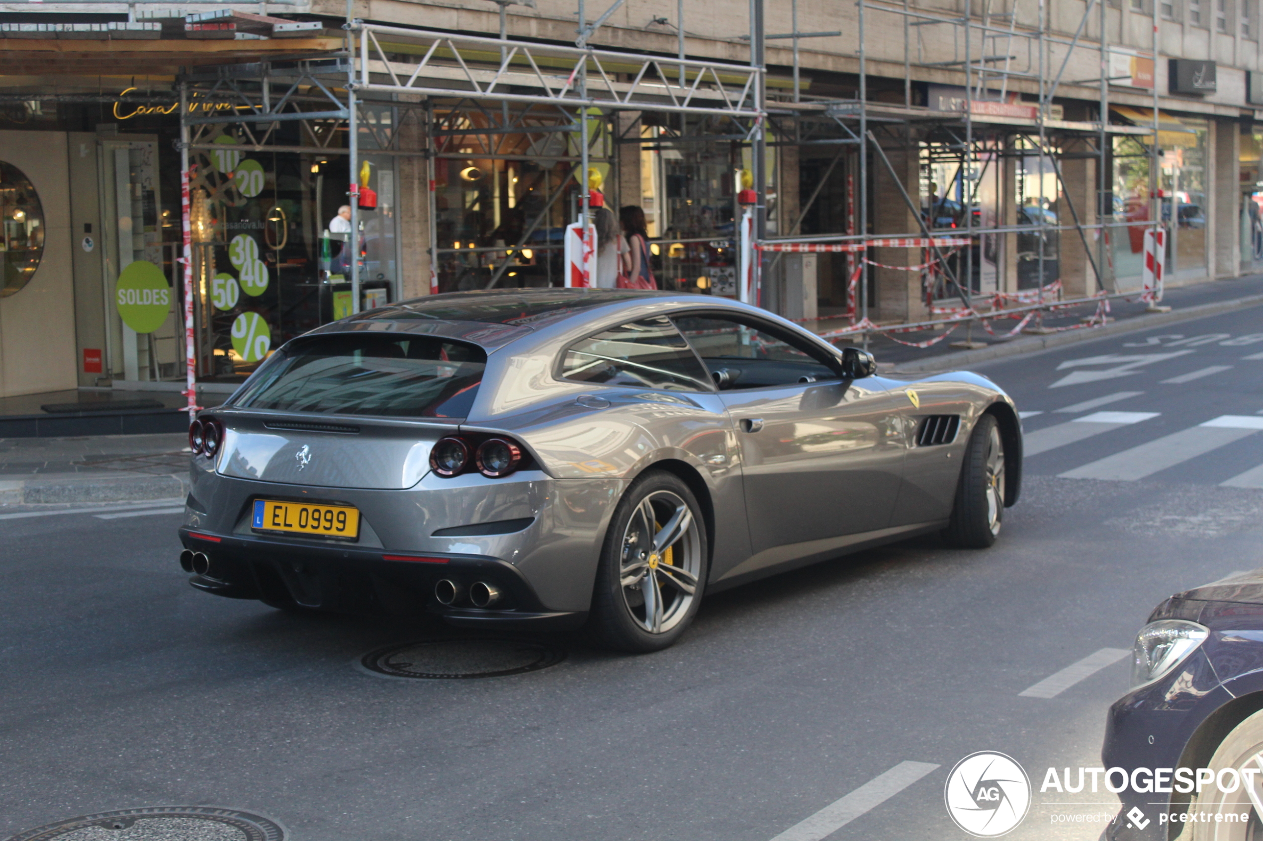 Ferrari GTC4Lusso