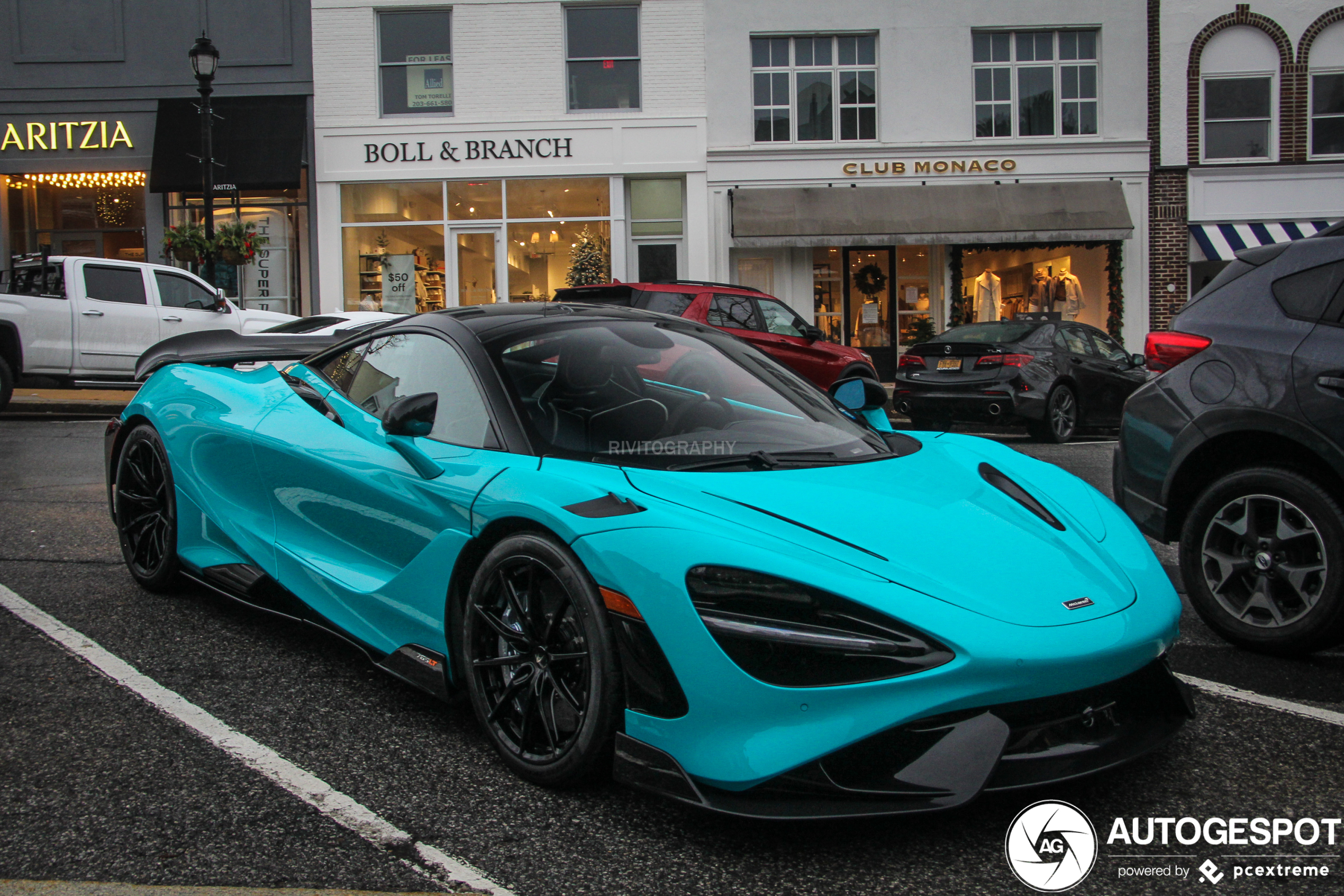 McLaren 765LT