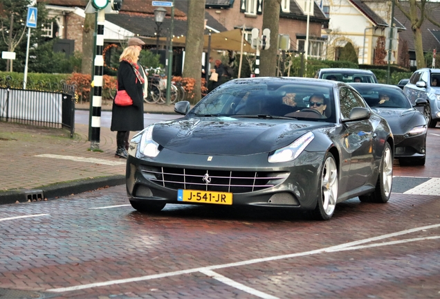 Ferrari FF