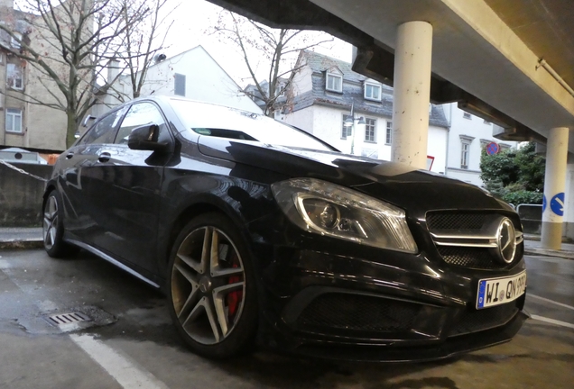 Mercedes-Benz A 45 AMG