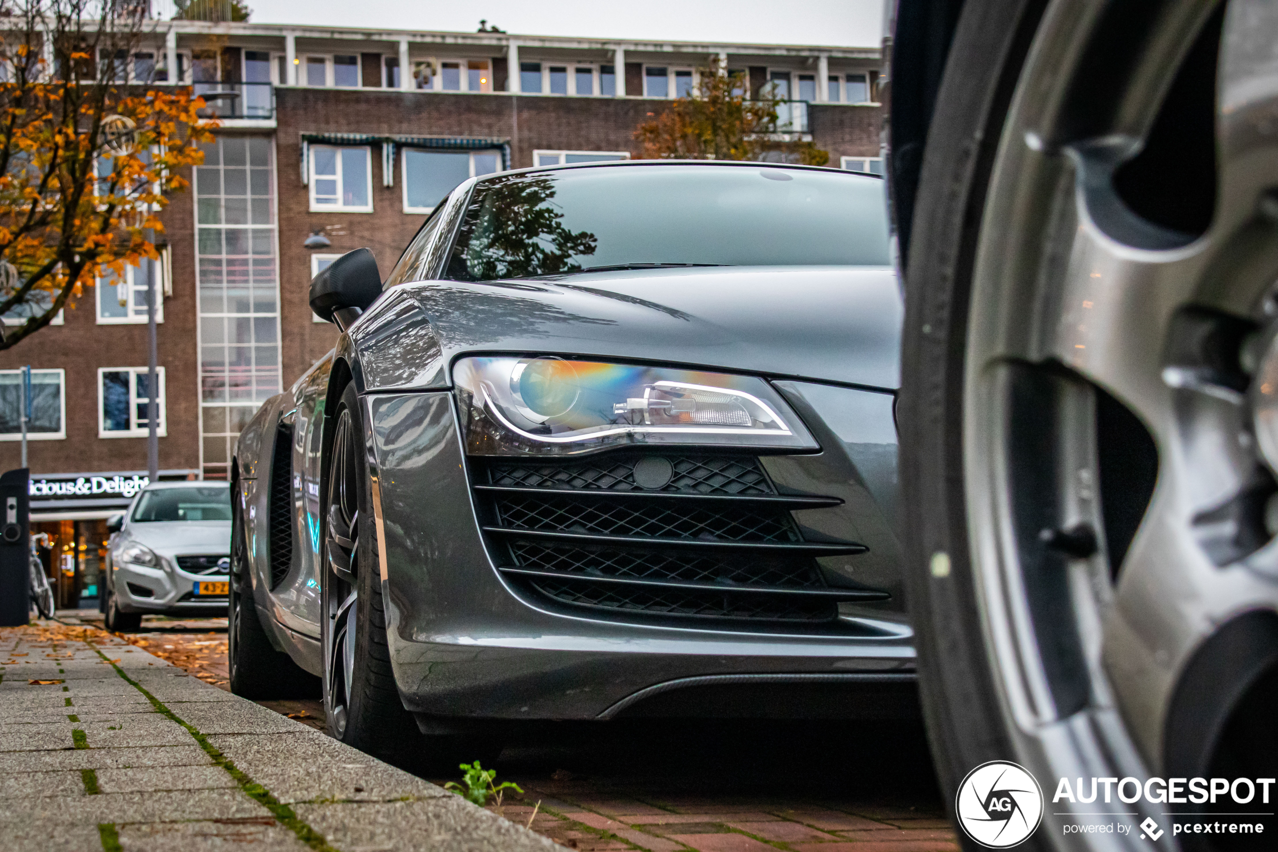 Audi R8