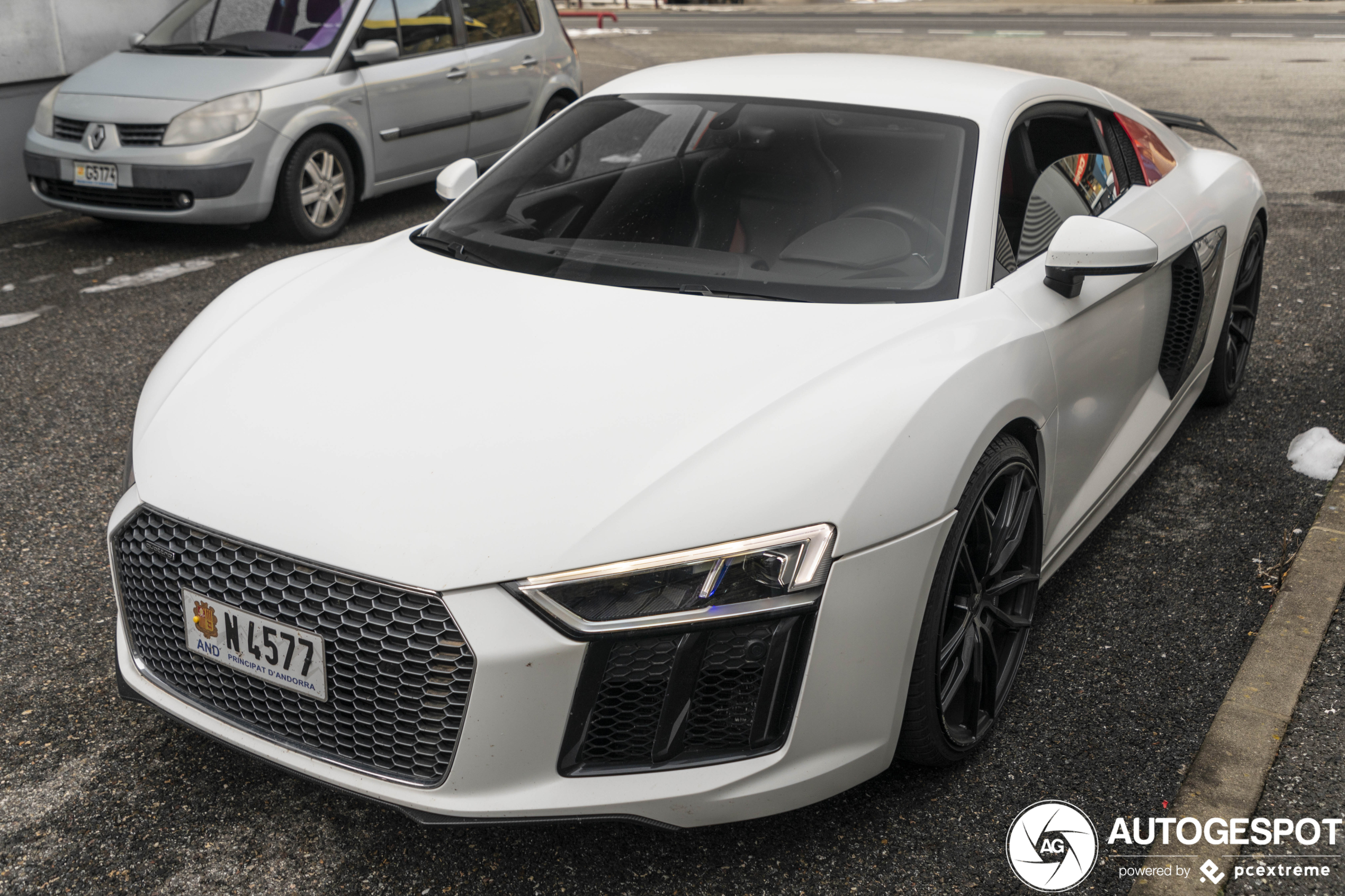 Audi R8 V10 Plus 2015