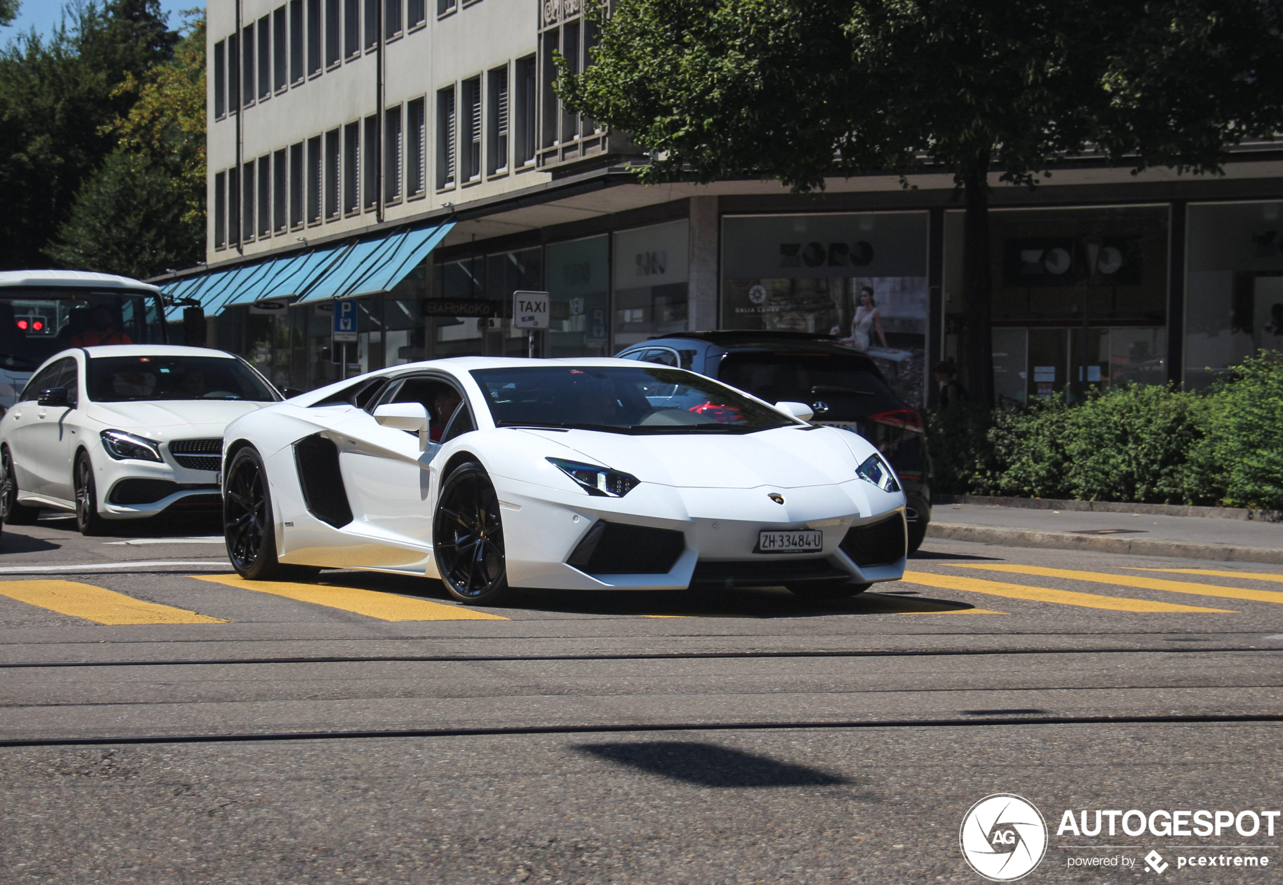 Lamborghini Aventador LP700-4