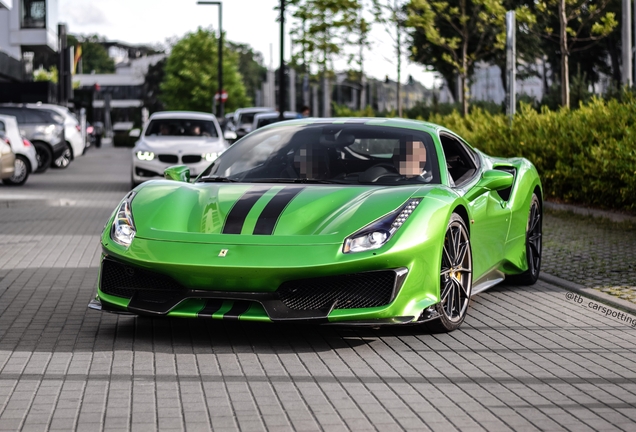 Ferrari 488 Pista