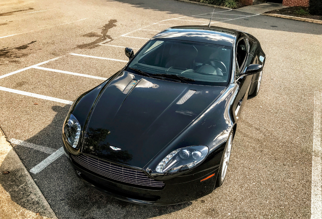 Aston Martin V8 Vantage