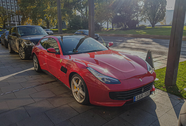 Ferrari GTC4Lusso