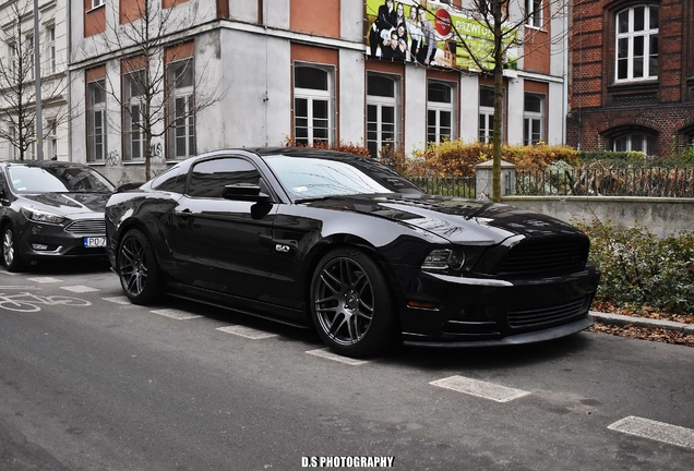 Ford Mustang GT 2013