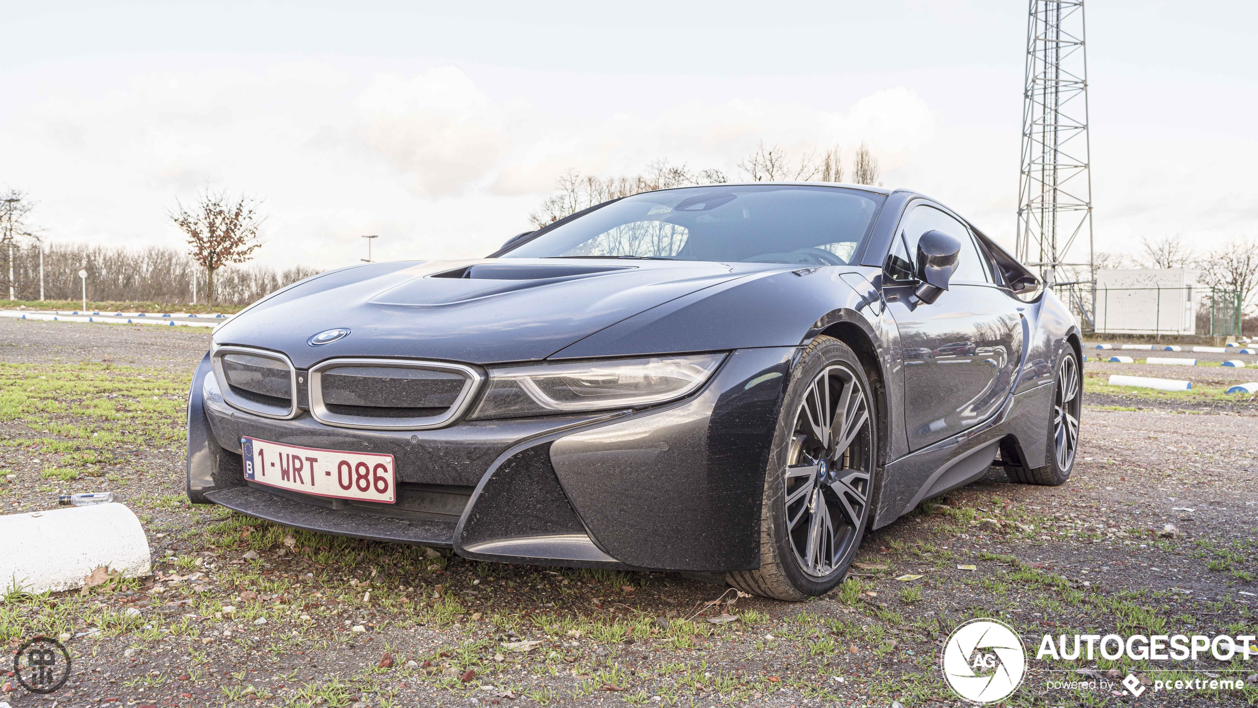 BMW i8