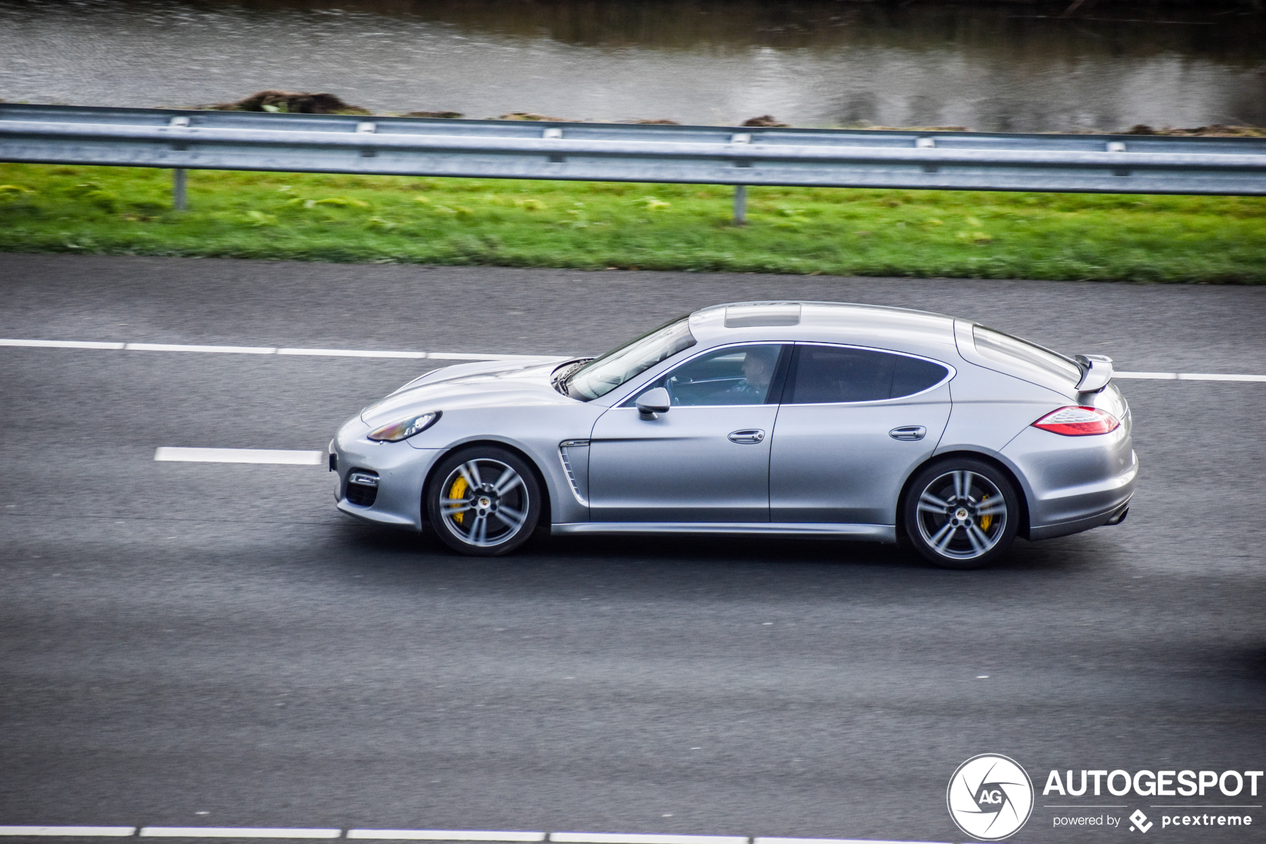 Porsche 970 Panamera Turbo S MkI