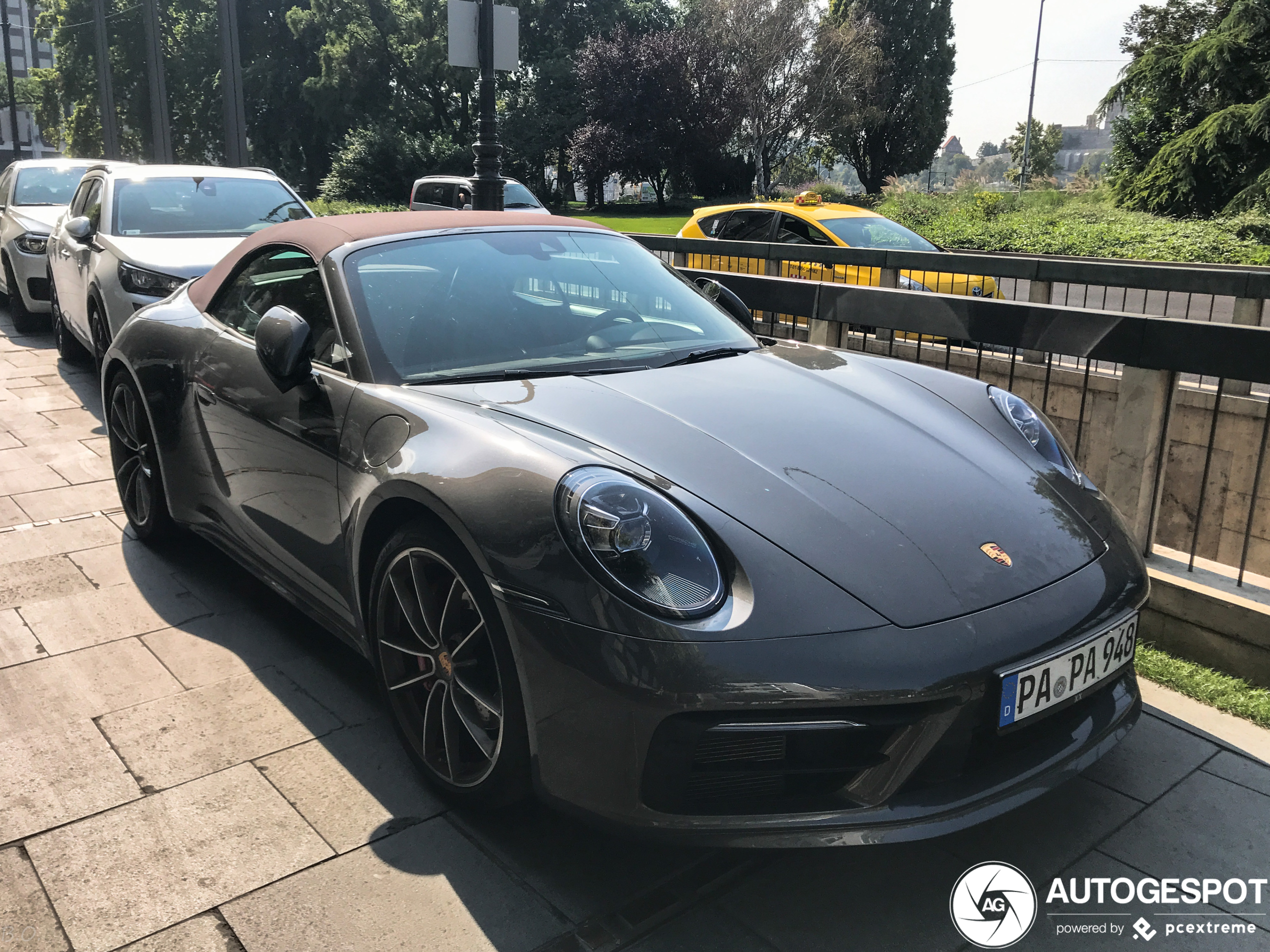 Porsche 992 Carrera S Cabriolet