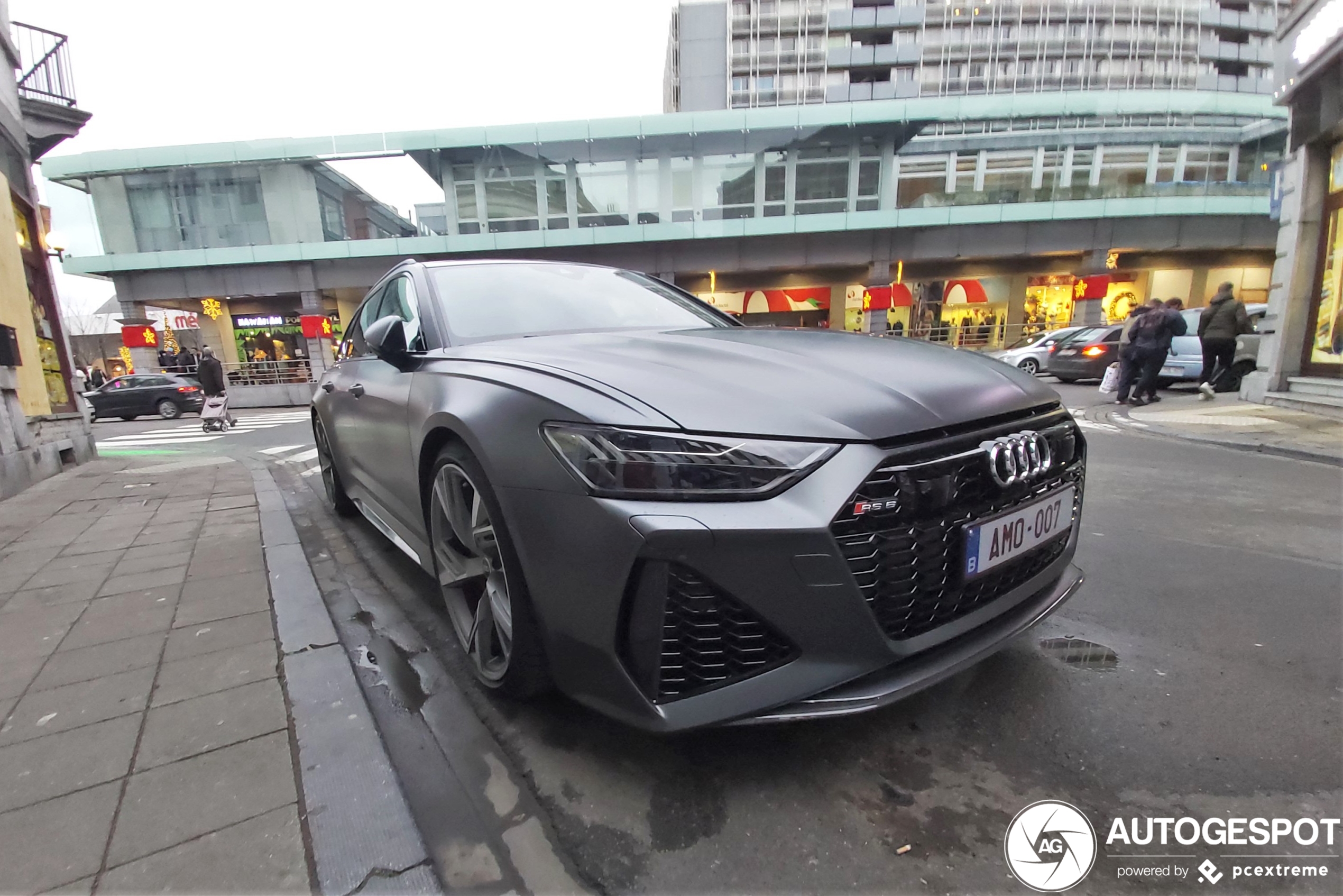 Audi RS6 Avant C8