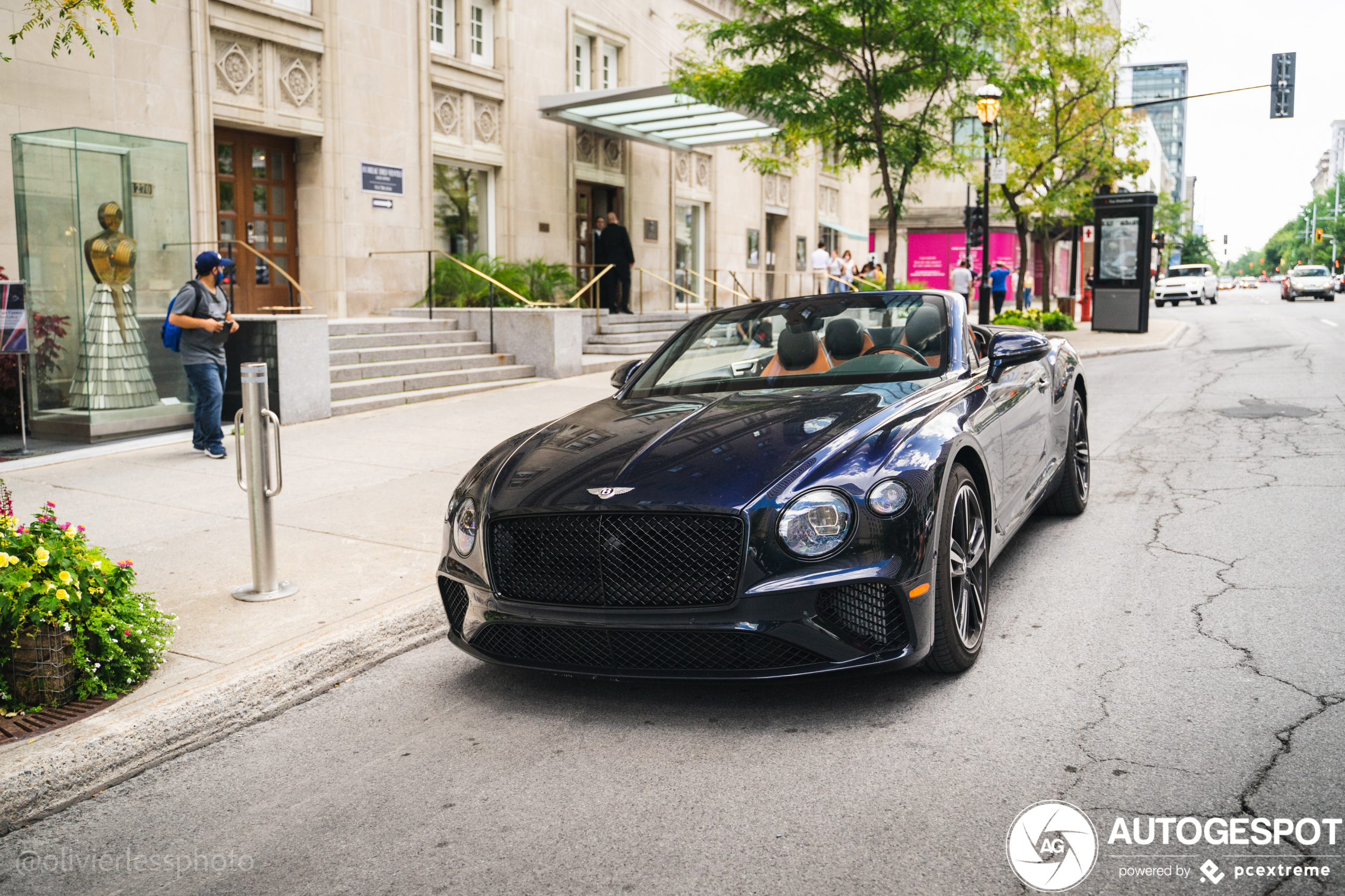 Bentley Continental GTC V8 2020