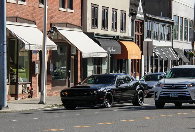 Dodge Challenger SRT Demon