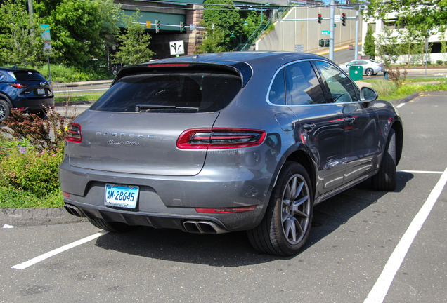 Porsche 95B Macan Turbo