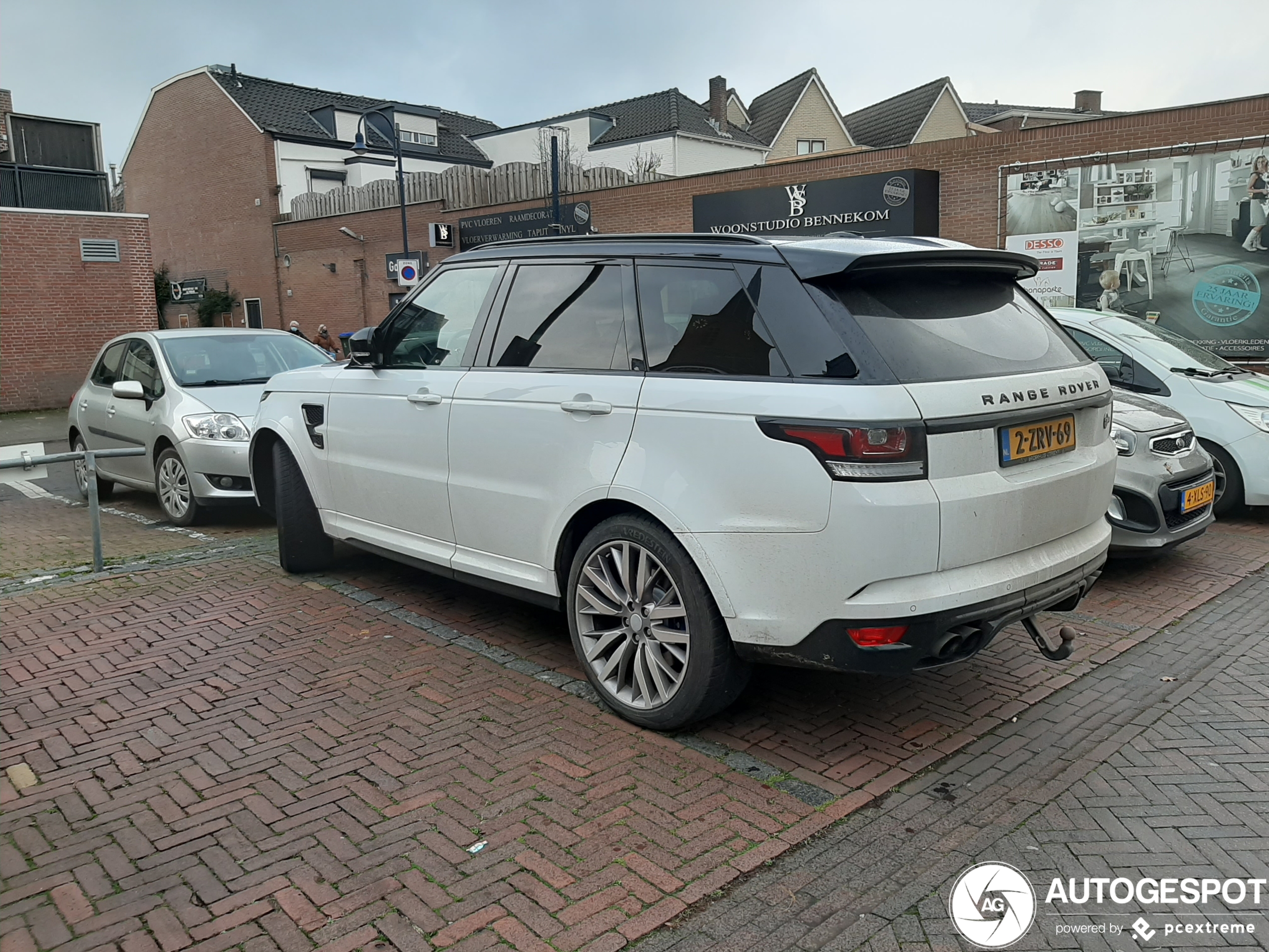 Land Rover Range Rover Sport SVR