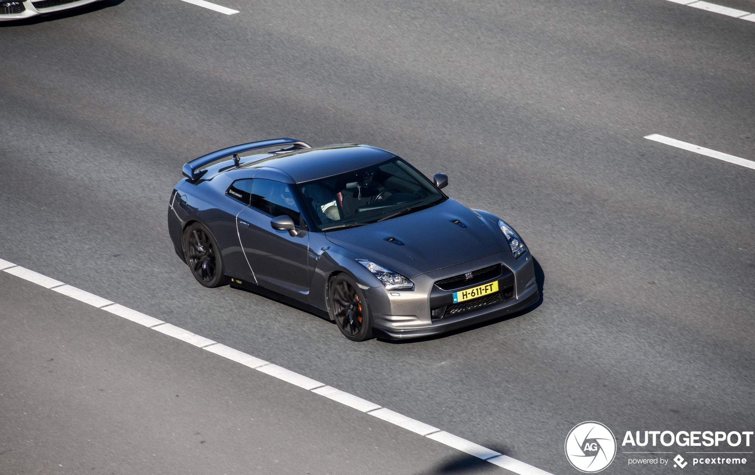 Nissan GT-R