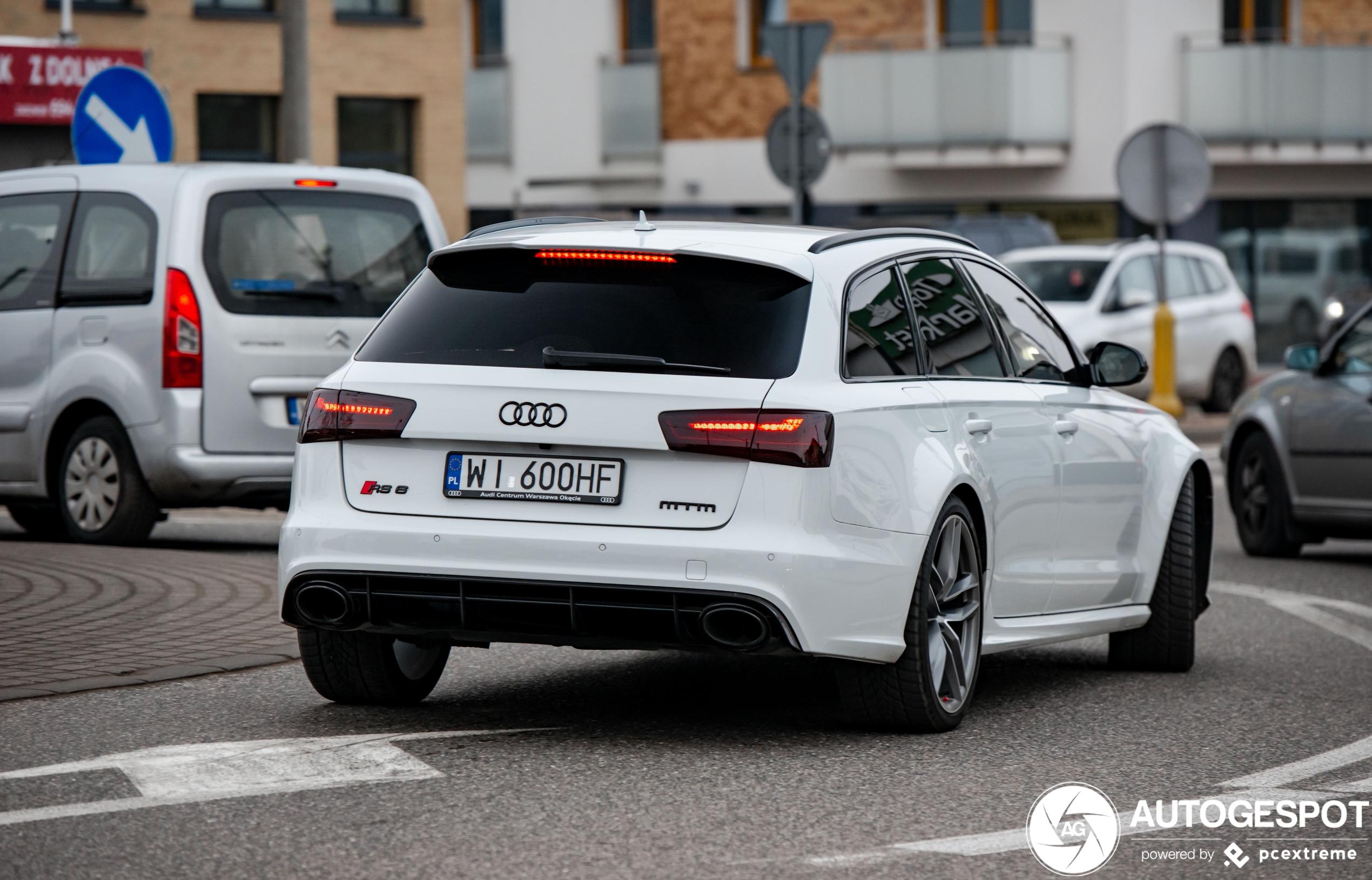 Audi RS6 Avant C7 2015