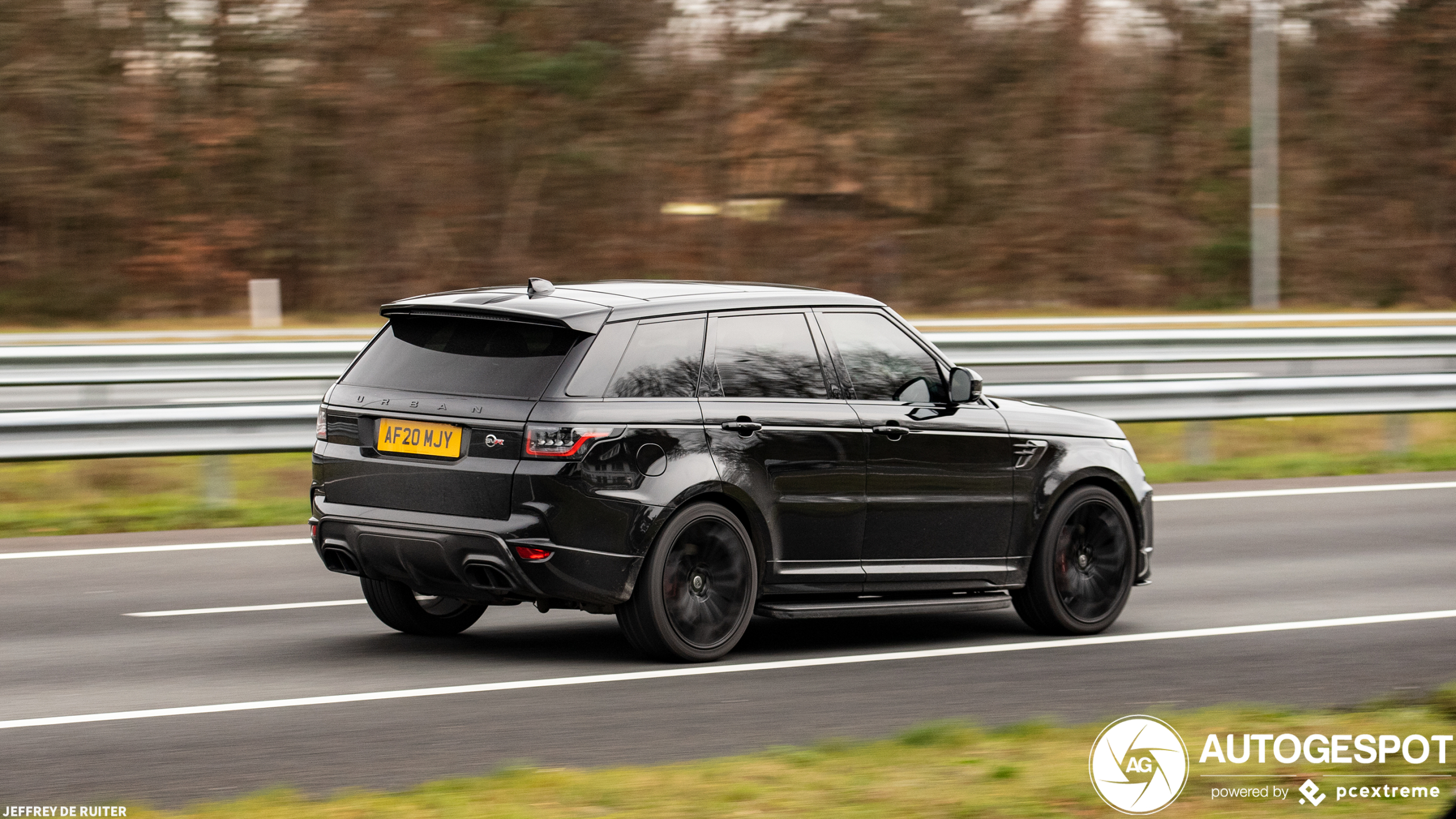 Land Rover Urban Range Rover Sport SVR 2018