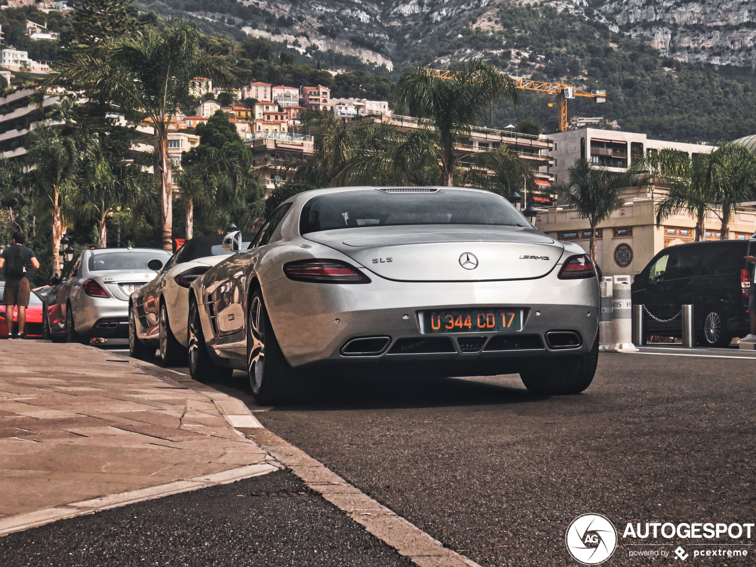 Mercedes-Benz SLS AMG