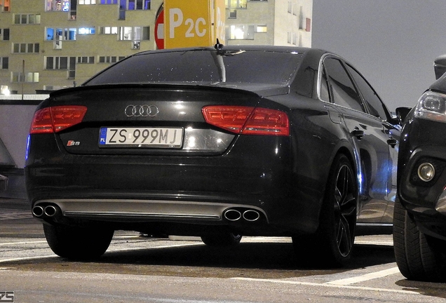 Audi S8 D4