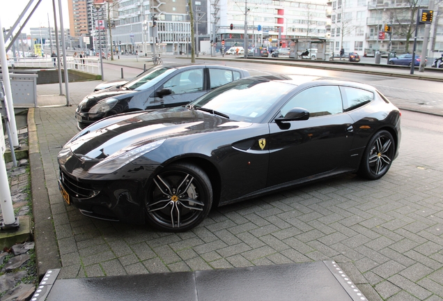 Ferrari FF