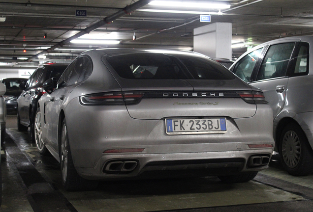 Porsche 971 Panamera Turbo S E-Hybrid