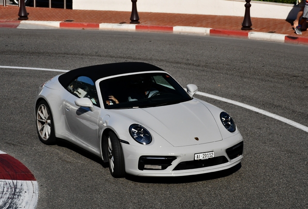 Porsche 992 Carrera 4S Cabriolet