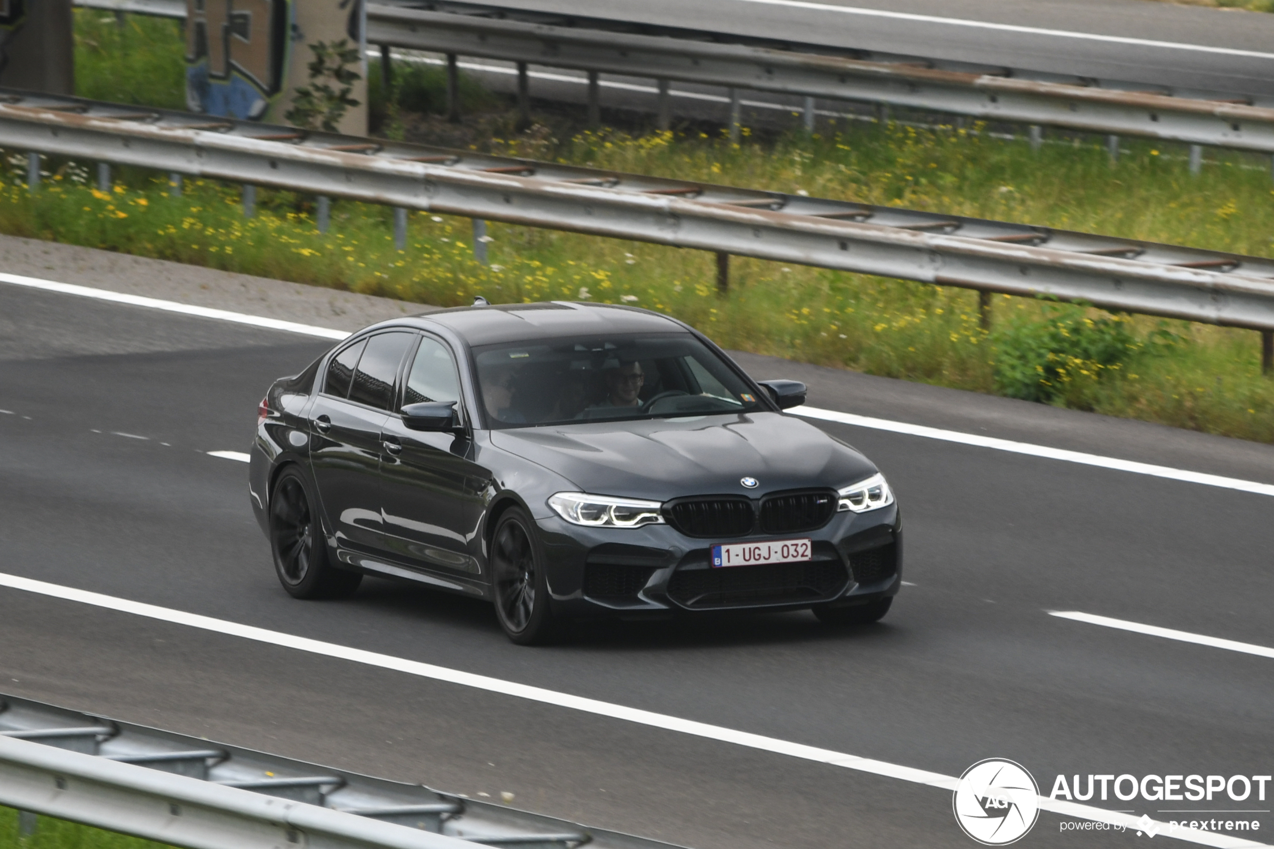 BMW M5 F90