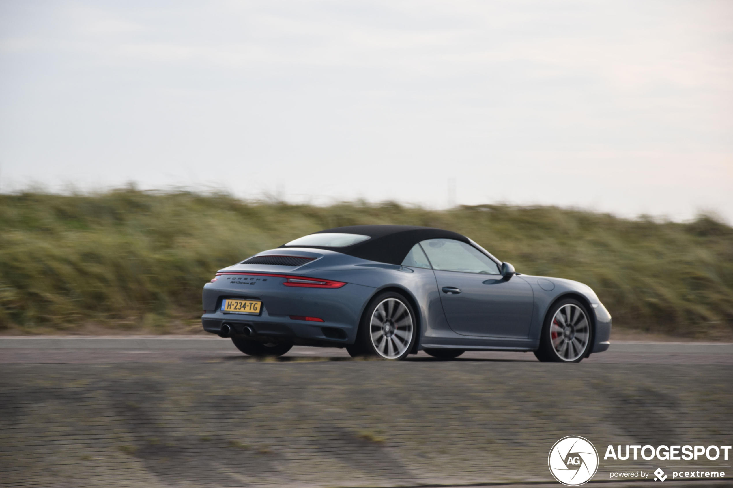 Porsche 991 Carrera 4S Cabriolet MkII