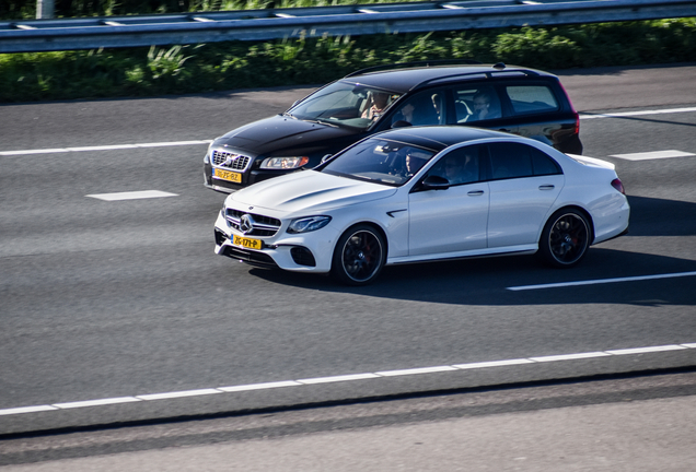 Mercedes-AMG E 63 S W213