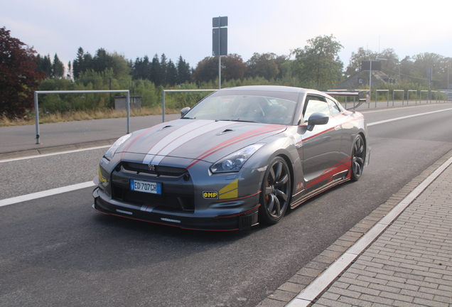 Nissan GT-R