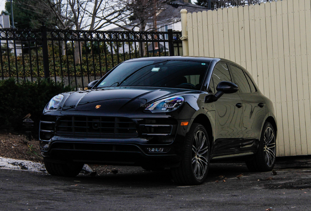 Porsche 95B Macan Turbo