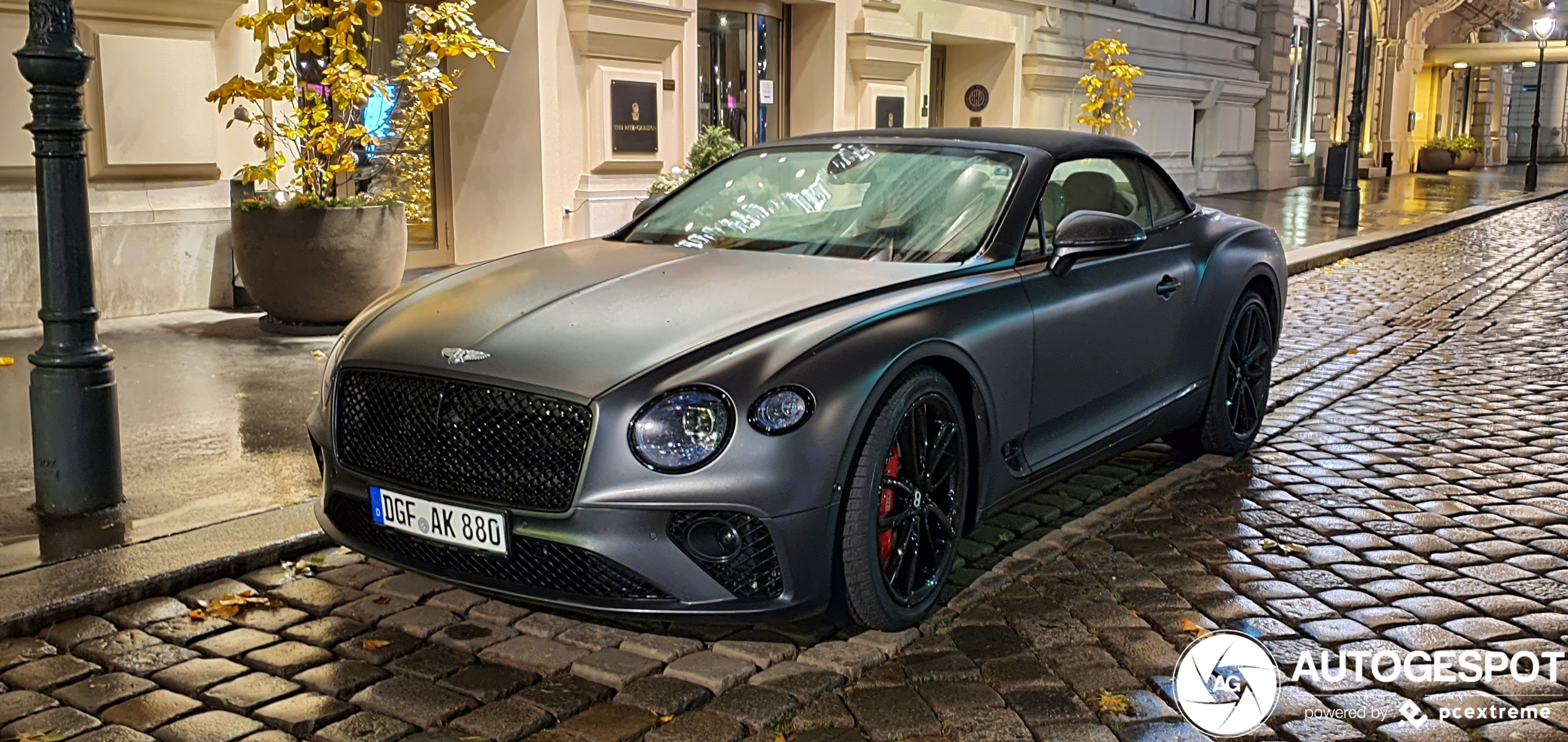 Bentley Continental GTC 2019