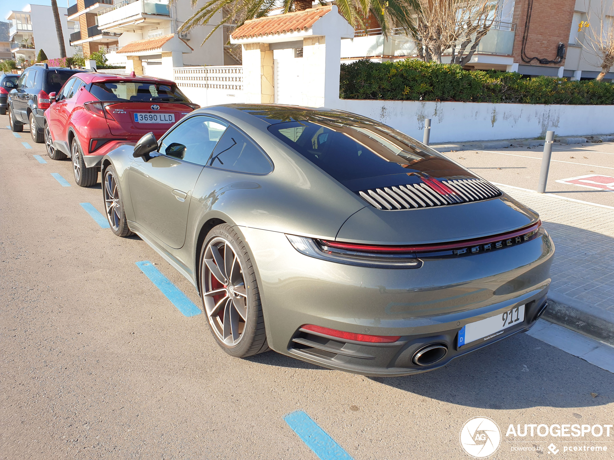 Porsche 992 Carrera 4S