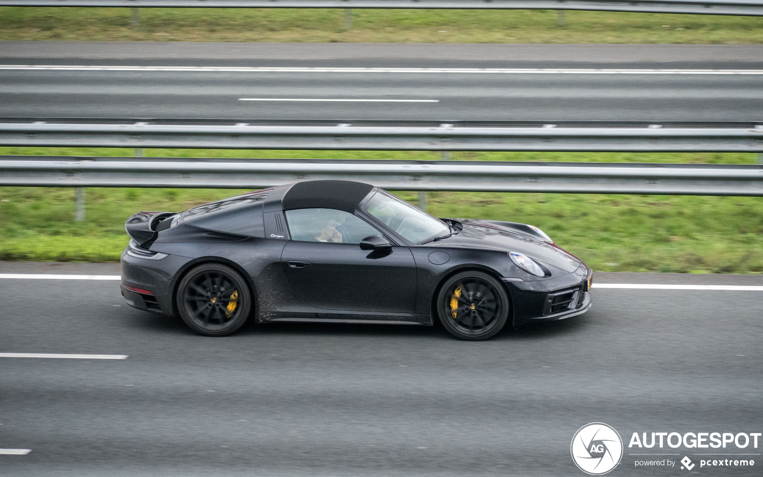 Porsche 992 Targa 4S