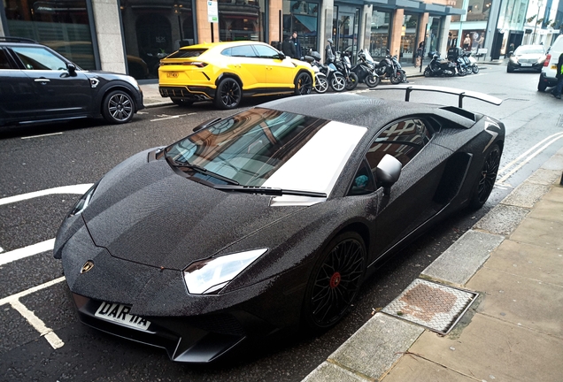 Lamborghini Aventador LP750-4 SuperVeloce