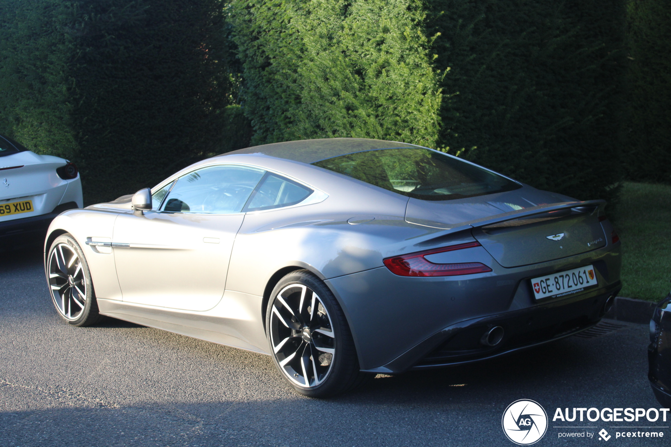 Aston Martin Vanquish 2013