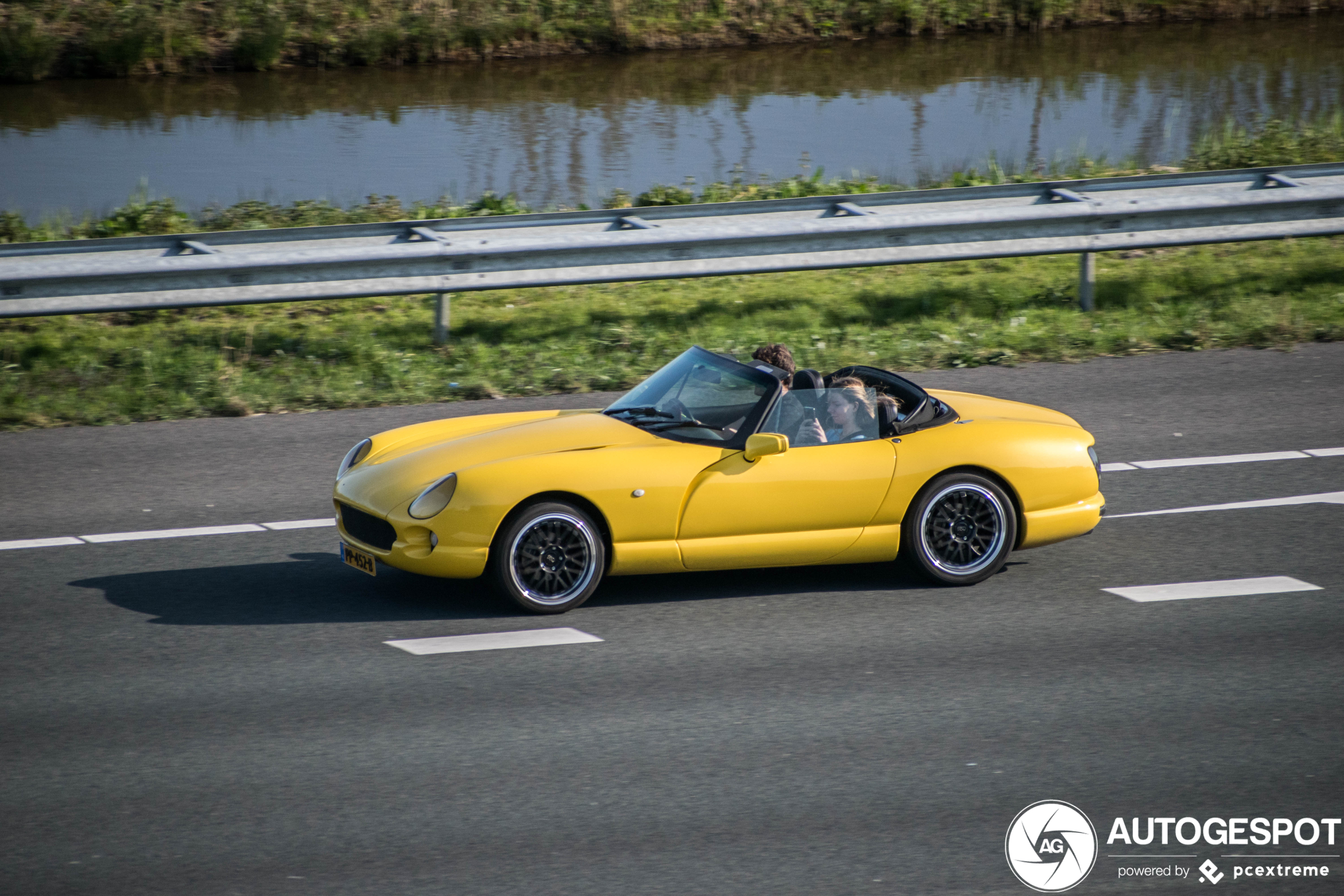 TVR Chimaera 400