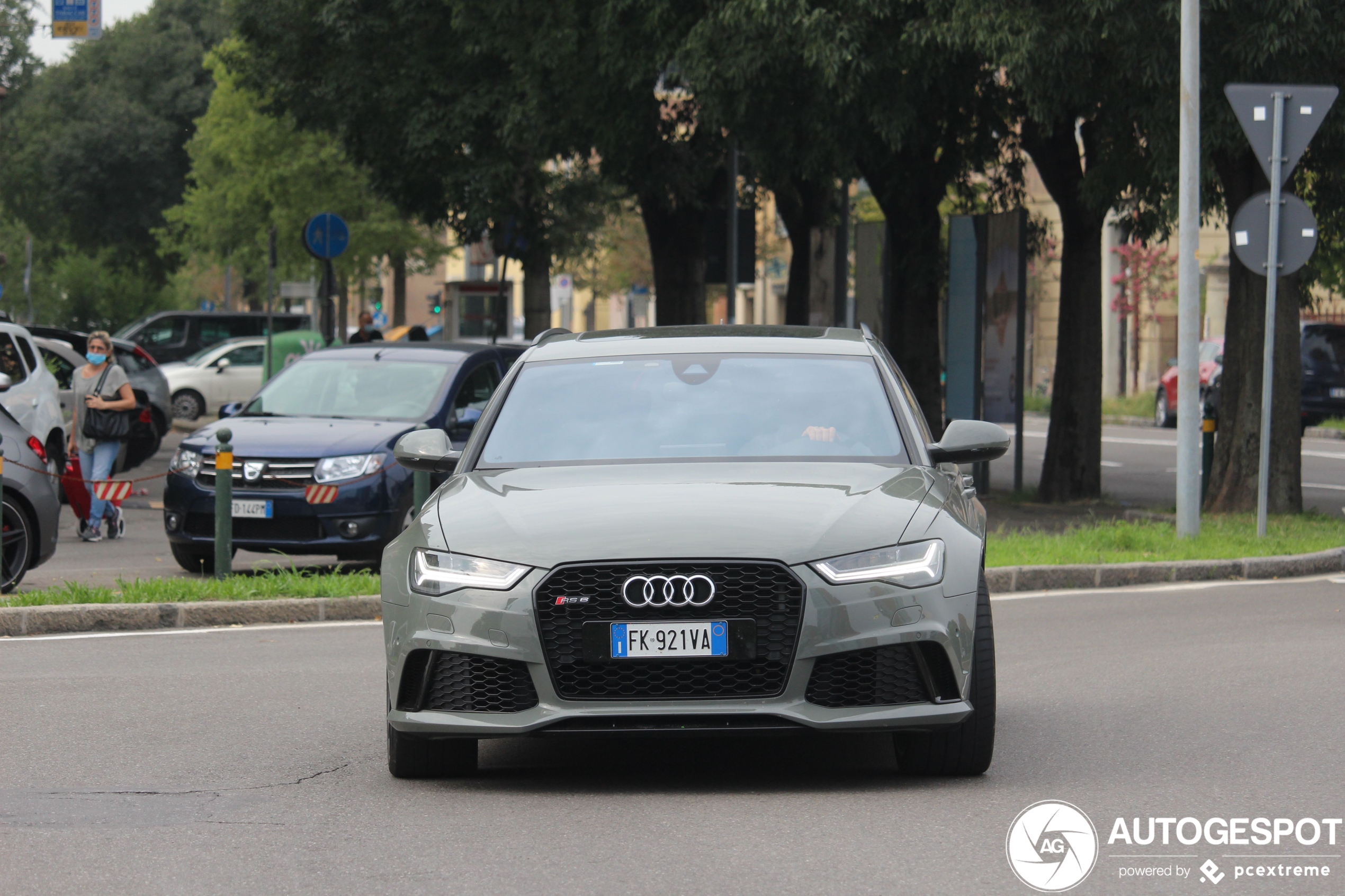 Audi RS6 Avant C7 2015