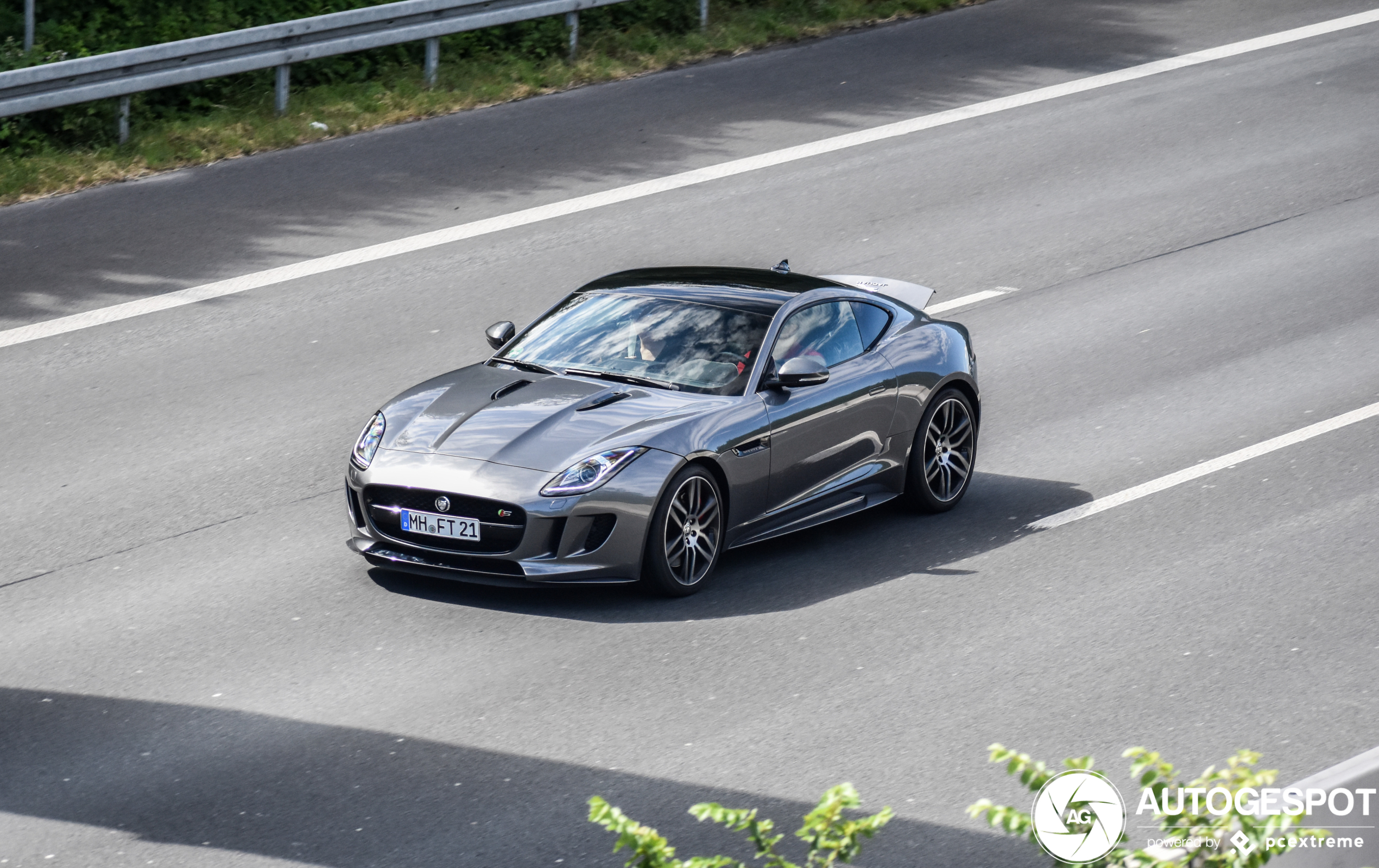 Jaguar F-TYPE S Coupé